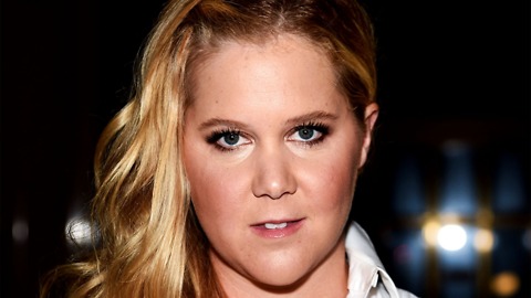 Amy Schumer Leaves $1000 Tip for Broadway's Hamilton Bartenders