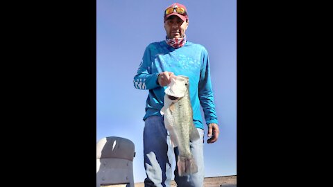 6 lb Lunker Bass caught on a Flat land Reservoir in New Mexico- Spoonplugging