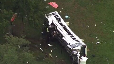 Bus Carrying Migrants In Florida Crashes Killing 8 And Injuring 40