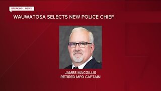 Former Milwaukee police captain James MacGillis voted to be new Wauwatosa police chief