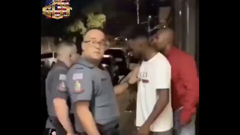 🇧🇷Brazilian Police Officer reminds unruly citizen this ain't America. 🥊
