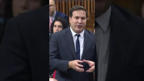 Pierre Poilievre Gets No Answer From This Idiot #shorts