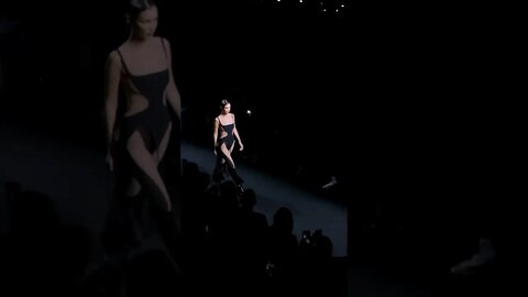 Bellahadid in Mugler Fall/Winter 2020 FashionShow