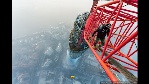 Insane Shanghai tower climb