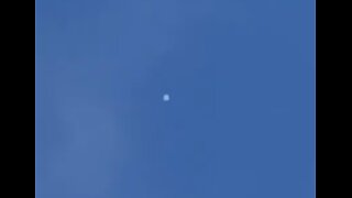 Cube-shaped UFO Filmed over Las Vegas