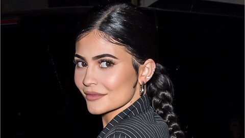 Kylie Jenner Launches Clear Sunscreen