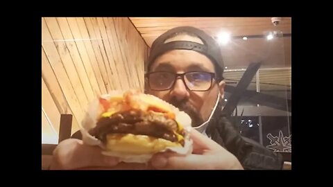 LIVE on the Strip & Shake Shack Burger Review