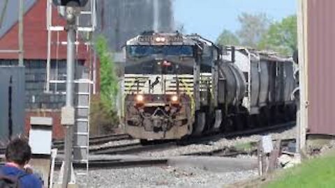 Norfolk Southern 15Q Manifest Mixed Freight Train from Fostoria, Ohio May 8, 2021