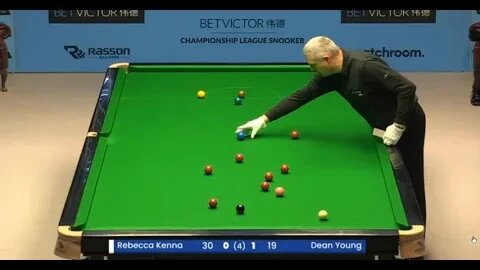 World champion Snooker Rebecca Kenna vs Dean Youngs match