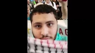 Anti-Israel Protesters Try To Intimidate Journalist