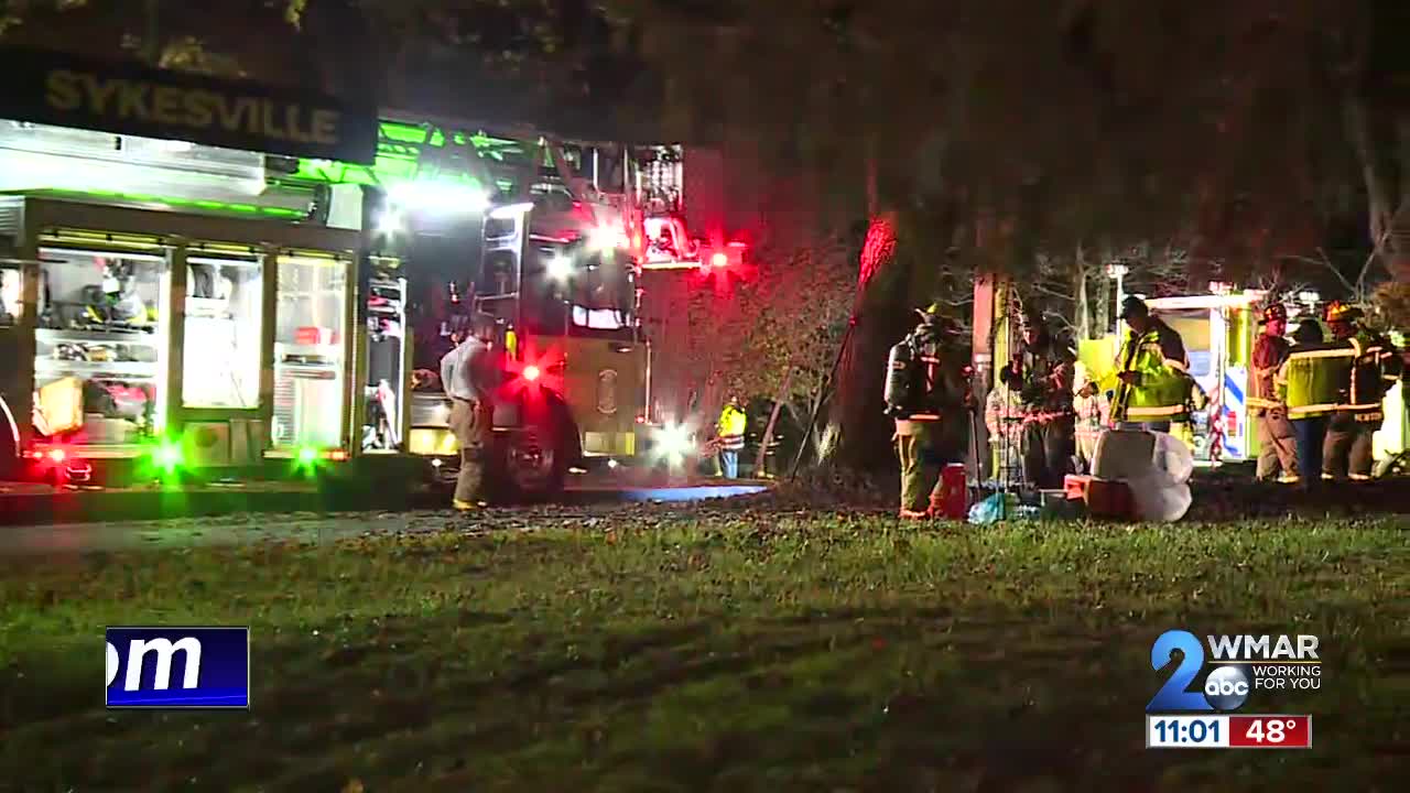 1 dead, 1 missing in Sykesville house fire