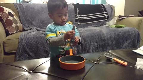 Toddler on track to become next Master Chef