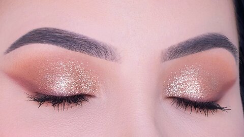 Soft Glam Drugstore Eye Makeup Tutorial For the Holiday's | Affordable Makeup