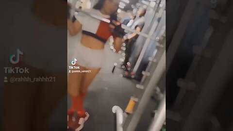 HOW TO LOSE WEIGHT. GO TO THE GYM. GYM SELFIE MOTIVATION #SHORTS #TIKTOK