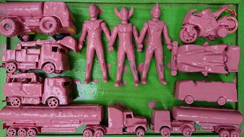Mencari Harta Karun Membersihkan Mainan - Mobil Pengantar Paket Truk Tangki Mobil Derek Ultraman