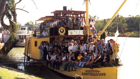 Source To Sea - The Story of the Murray Riverboats (2001)