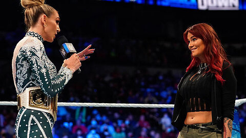 Lita returns to SmackDown to hit the Twist of Fate on Charlotte Flair- SmackDown, Jan. 14, 2022