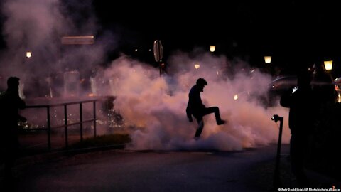 Ljubljana Protests Against VaccineMandates/HealthPass/VaxPassports Slovenia Police trying to STOP