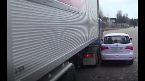 Container Trucks Go Wrong