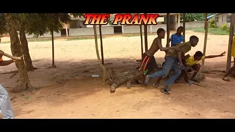 THE MAD MAN PRANK - KIZZ COMEDY