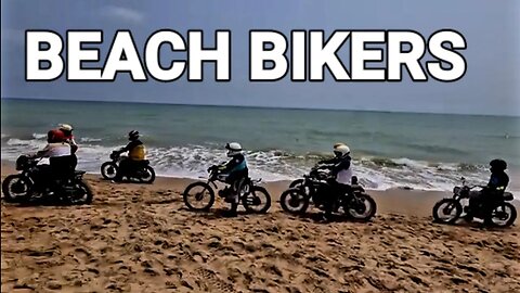 VINTAGE MOTORCYCLE RACING ON THE BEACH AT BAN CHANG BIKE WEEK RAYONG THAILAND #racing