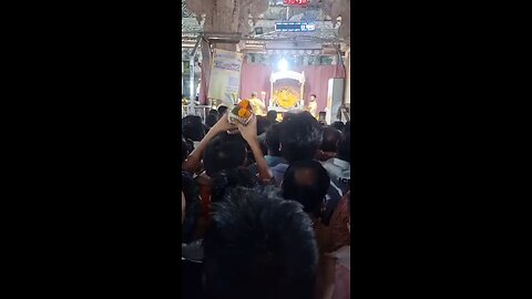 Bhagwan ke darshan karo