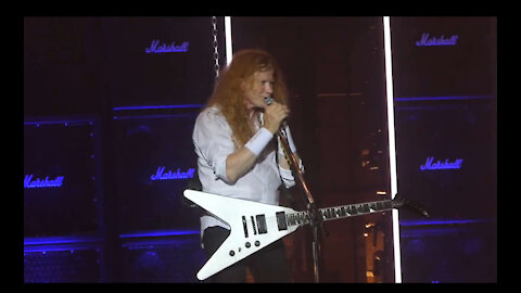 Dave Mustaine of Megadeth calling out medical tyranny in concert on Wednesday