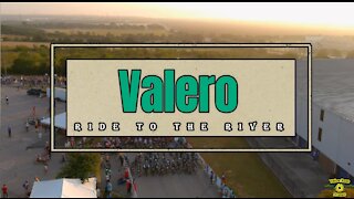 Aerial Drone View of 1,200 riders at the 2021 BikeMS Valero Ride to the River Saturday Start Line