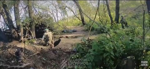 A Russian soldier who refused to surrender to Azov blew himself up with one of them