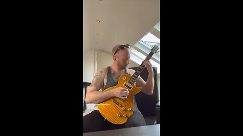 Slash's Live Setup Unleashed: Sweet Child O' Mine Solo Reimagined