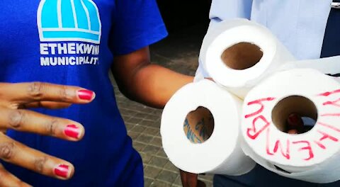 SOUTH AFRICA - Durban - Municipality's toilet rolls confiscated (Videos) (aZL)