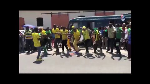 COASTAL UNION vs YANGA SC: Tazama shangwe la mashabiki nje ya Mkwakwani Tanga, wakiisubiri mechi