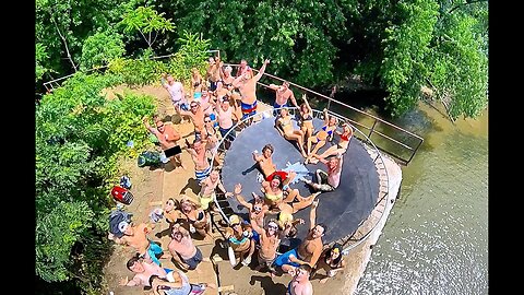 Trampoline Cliff Jumping - Live DJ - 43 Boats!