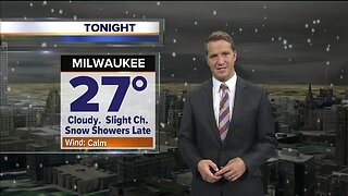 Few snow showers possible Thursday night