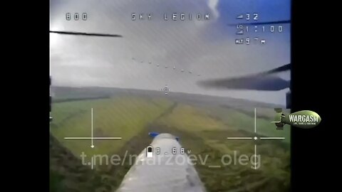 Russian FPV kamikaze drone destroys trench bunker