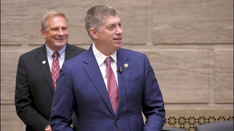 Bill Eigel presents Constitutional Money Act to Missouri Senate