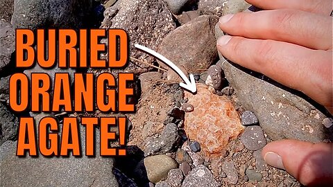 Finding BIG Orange Agate at NEW part of the river! Rockhounding the North Shore