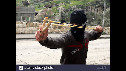 Old Man vs Israeli Soldier