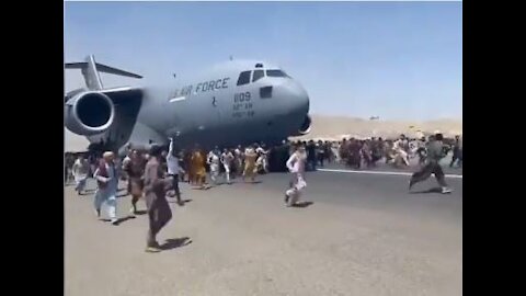Potential Daesh Threat 'Forces US to Find New Ways to Get Evacuees to Kabul Airport'