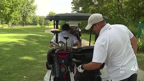 Kansas City golfers avoid course during heat of the day