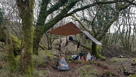 Setting up the GoPro to film: Taking down the DD hammocks 3x3 tarp. Dartmoor 26th March 2023