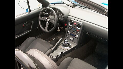 Miata Audio Q & A: What's the Best Configuration for Audio Components in your 1990-1997 Miata?