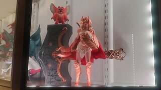 Den Knight Collectibles Episode 55: Mondo She-ra deluxe 1/6th scale figure (Unboxing and Review)