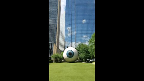 Giant Eyeball in Dallas!
