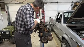 Engine Rebuilding 101 Part 1 : Undressing The Motor.