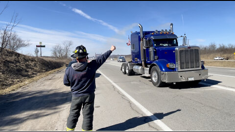 3/3/2022 Retire FDNY Firefighter Shawn May gives the thumbs up to “The People’s Convoy” Trucker’s