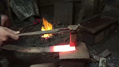 Knife Making - Making a Super Sharp Kurbani Knife From Rusted Leaf Spring-1