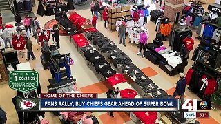 Fans rally, buy Chiefs gear ahead of Super Bowl