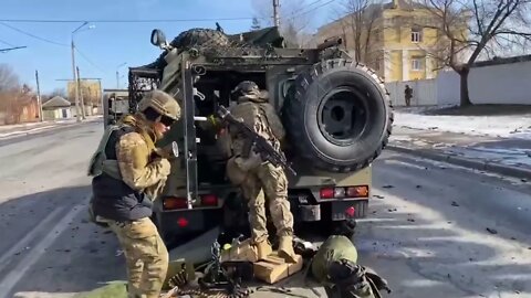 Update Today : Russian troop convoy attacked and destroyed