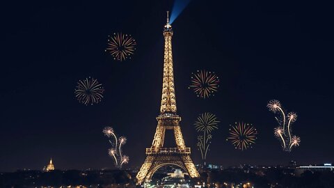 Eiffel Tower At Night - Amazing Light Show